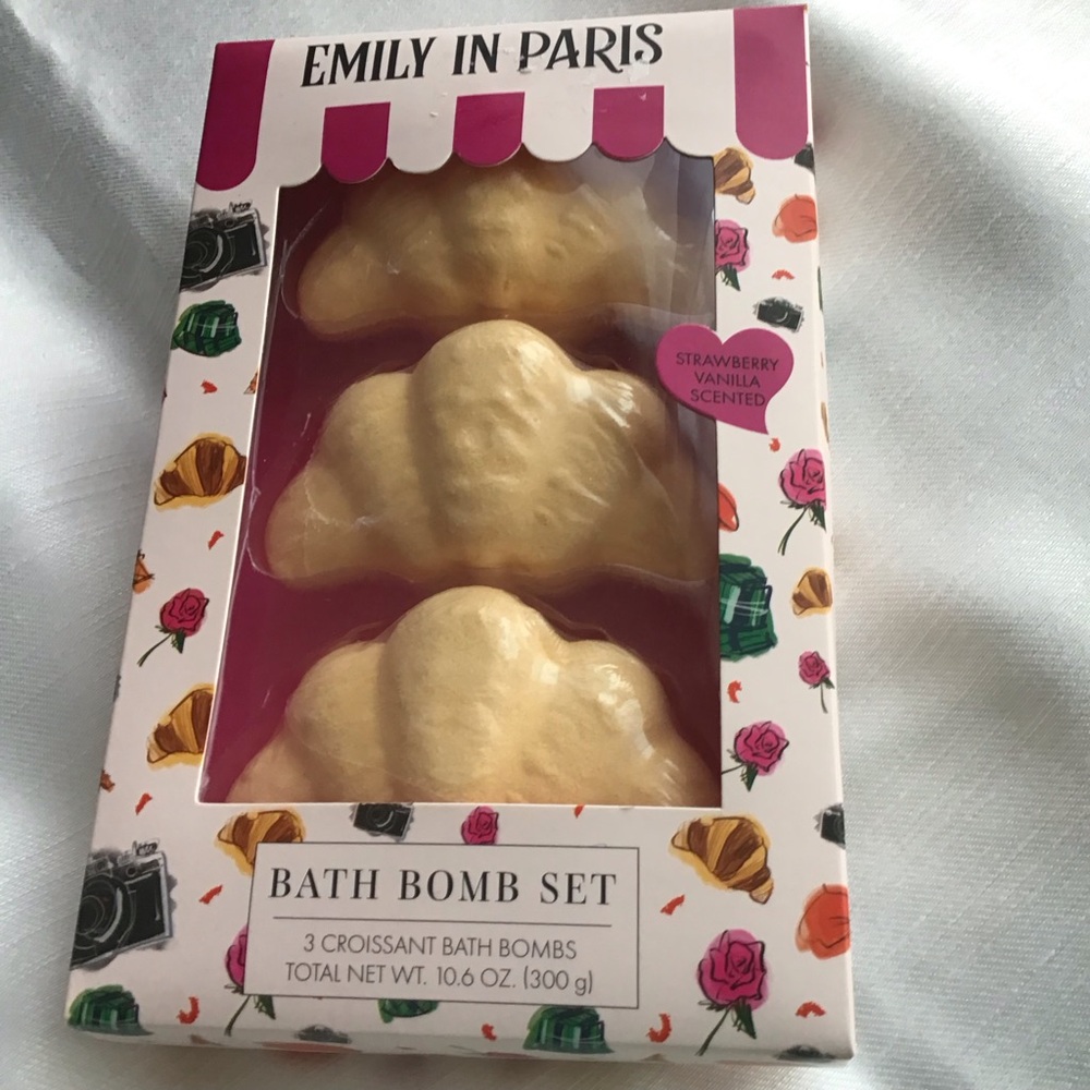 Emily in Paris Bath Bomb Set. Strawberry Vanilla Scented 3 croissant bath bombs